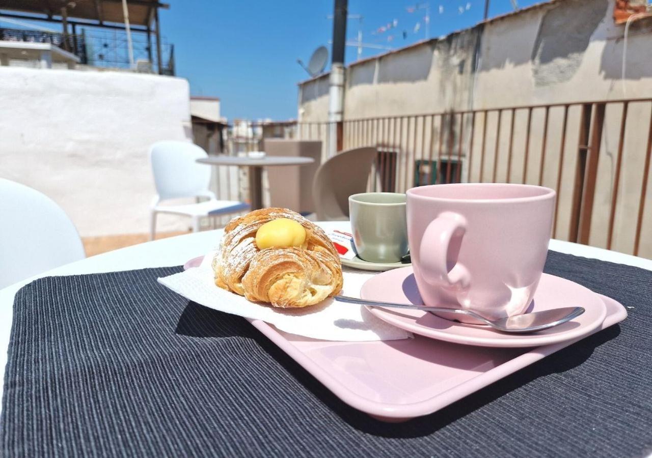 B&B Tra Le Vie Del Borgo Весте Екстериор снимка