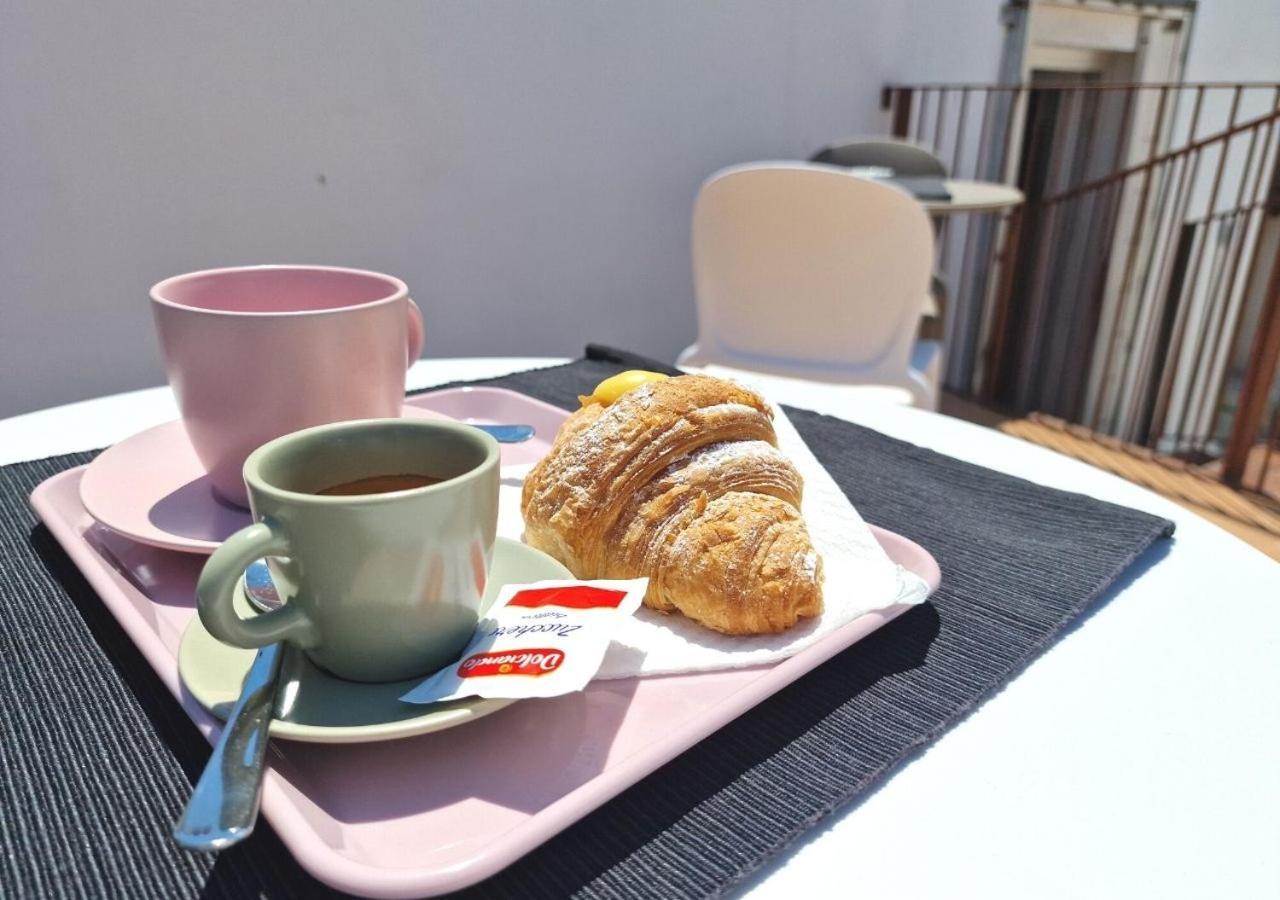 B&B Tra Le Vie Del Borgo Весте Екстериор снимка