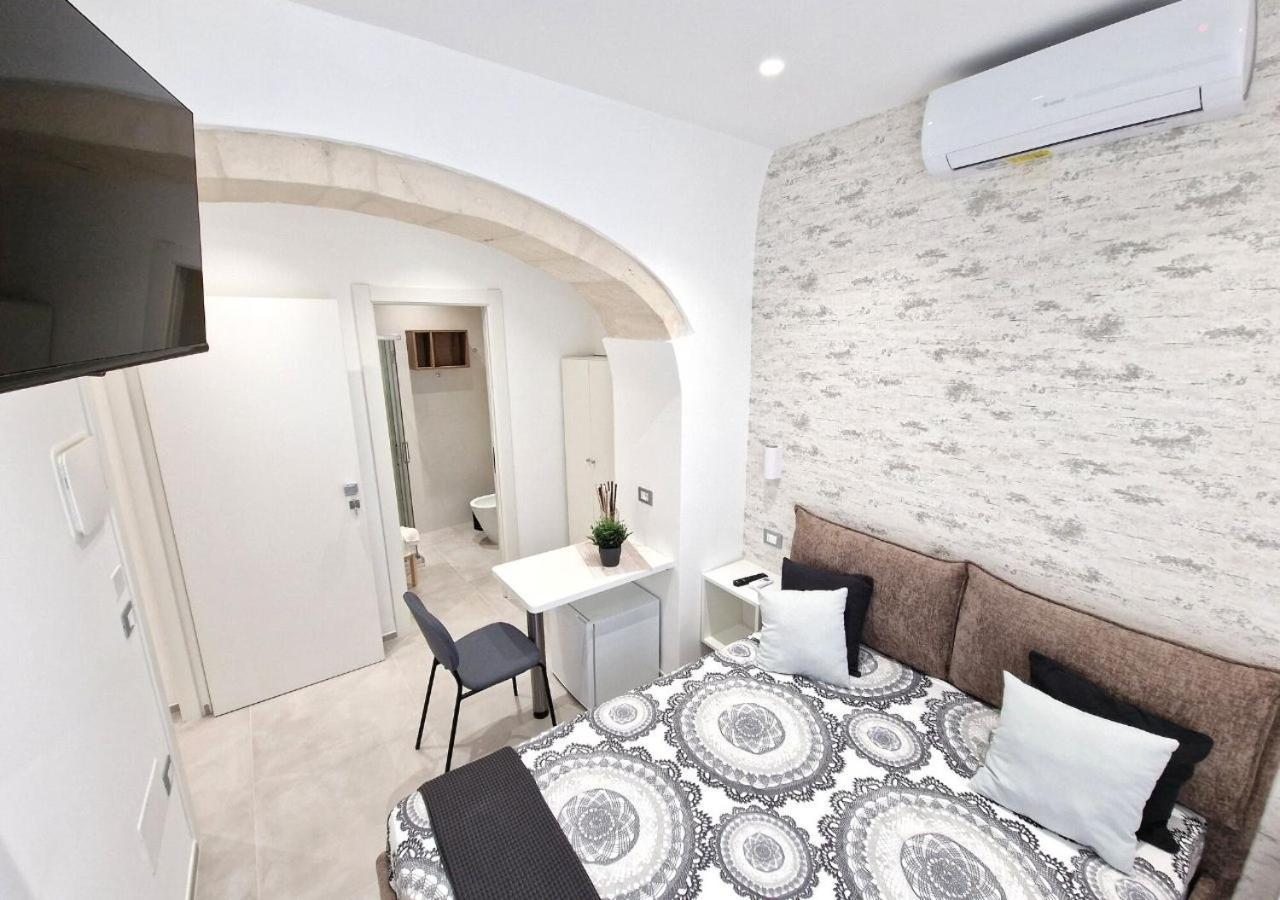 B&B Tra Le Vie Del Borgo Весте Екстериор снимка