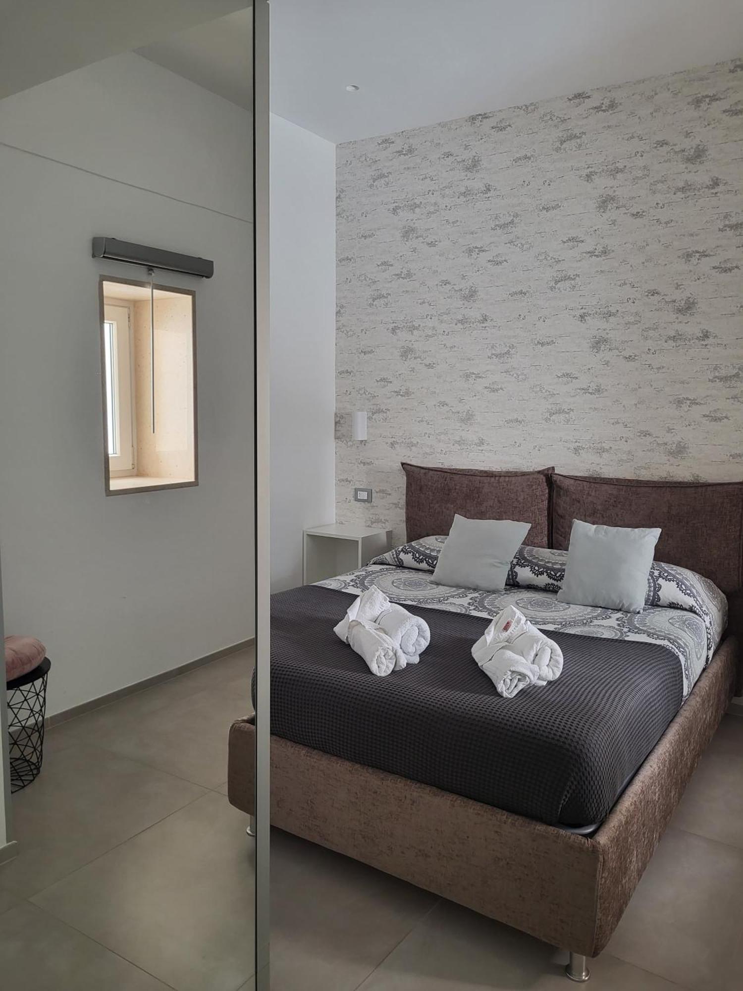 B&B Tra Le Vie Del Borgo Весте Екстериор снимка