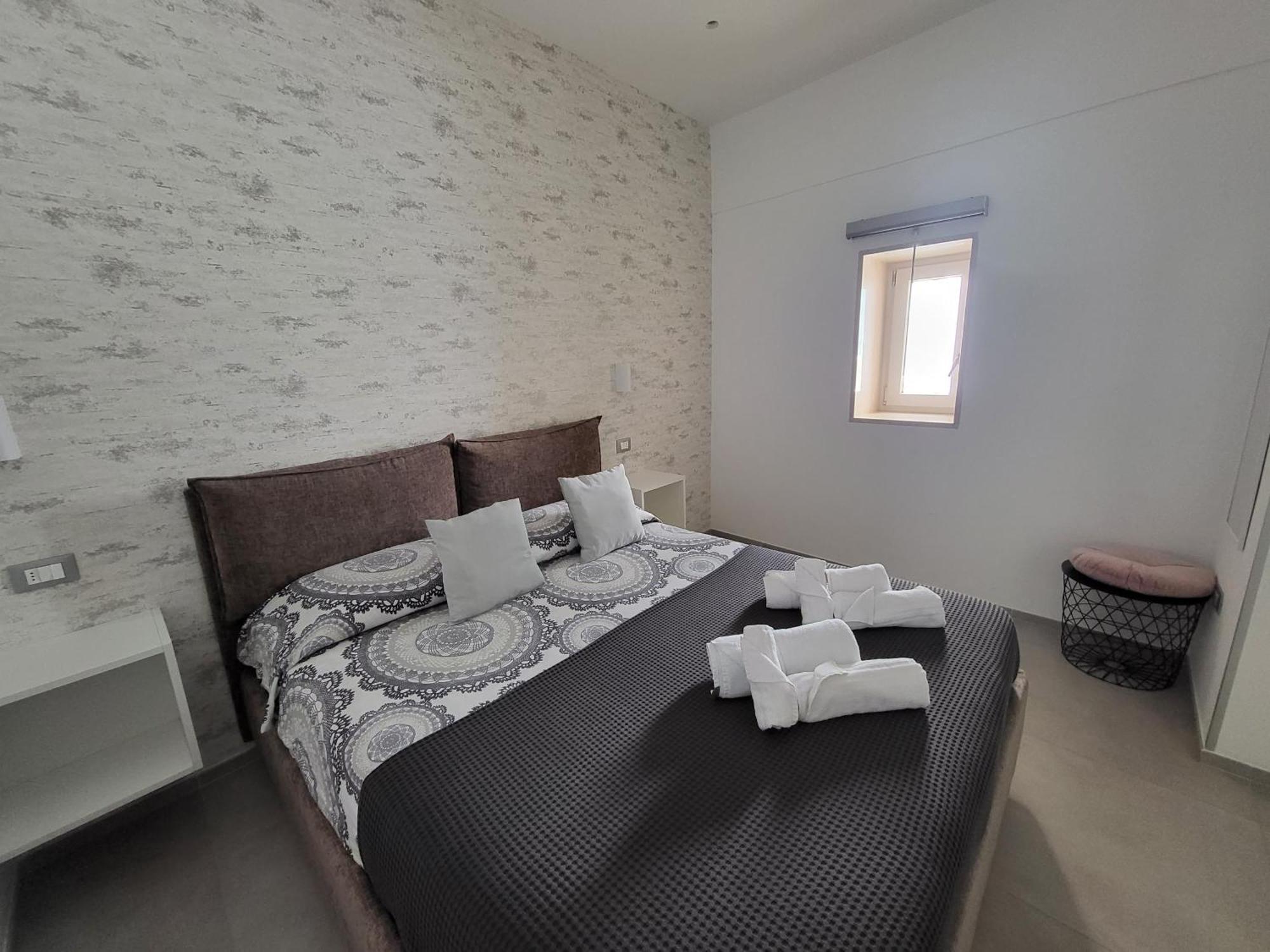 B&B Tra Le Vie Del Borgo Весте Екстериор снимка