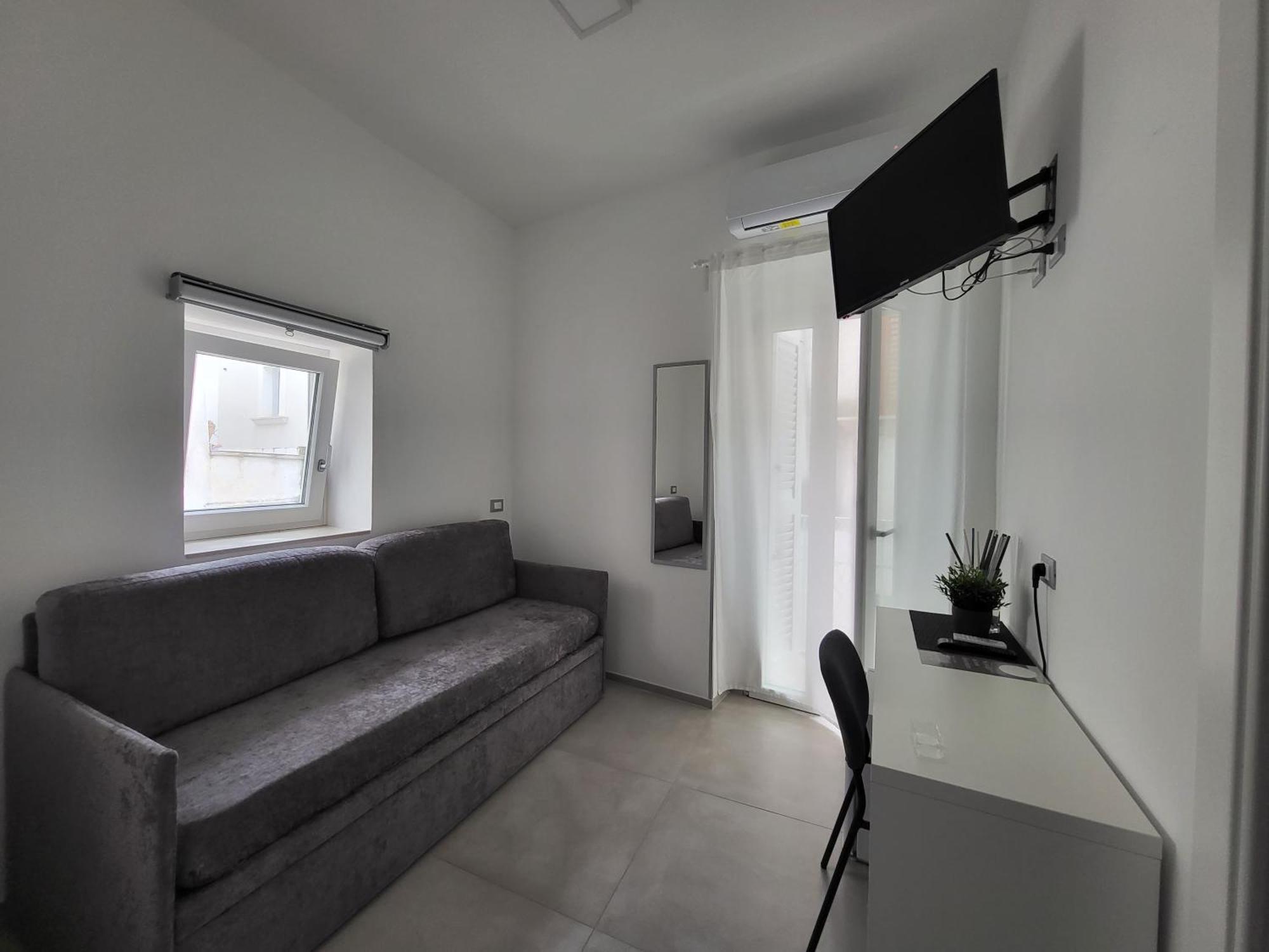 B&B Tra Le Vie Del Borgo Весте Екстериор снимка